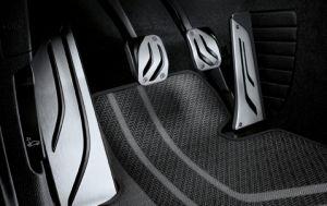 Комплект оригинальных накладок на педали BMW M Performance. 