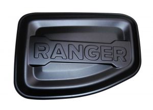 Накладка на люк бензобака черная с логотипом для FORD RANGER 2012-  