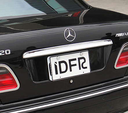 Молдинг на крышку багажника хромированный IDFR 1-MB202-22C для Mercedes-Benz W210 E-Class Седан 1995-2002