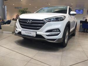 Накладка переднего бампера под покраску для Hyundai Tucson 2015-2018