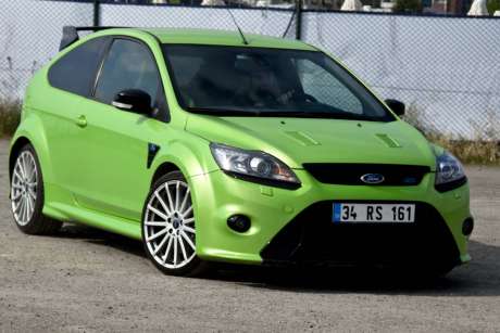 Жабры на капот в стиле Ford Focus RS (2004-2011) 