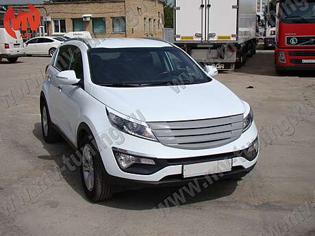 Решетка радиатора var №2 KIA Sportage 2010-2016