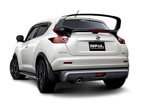 Задняя накладка на бампер под покраску Impul Style для Nissan Juke 2010-2017