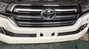 Решетки в бампер стальные для Land Cruiser 200 2015-