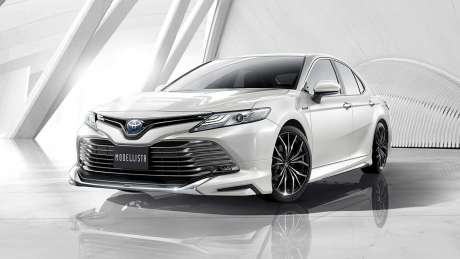 Накладка на передний бампер Modellista для Toyota Camry V70 (оригинал, Япония)