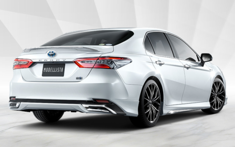 Накладка на задний бампер Modellista D2641-54410-00 для Toyota Camry V70 (оригинал, Япония)