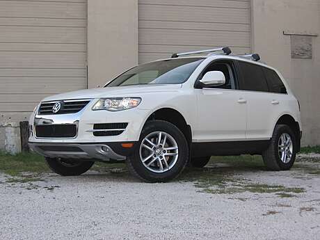 Накладка переднего бампер и заднего бампера в стиле R50 для Volkswagen Touareg 2006-2010