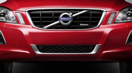 Декоративная накладка воздухозаборник R-Design оригинал 30758122 для VOLVO XC60 2010-2015