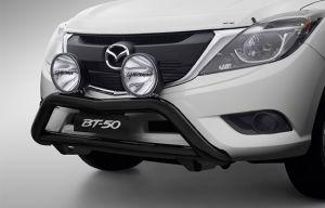 Защита переднего бампера черная оригинал для MAZDA BT-50 2016-