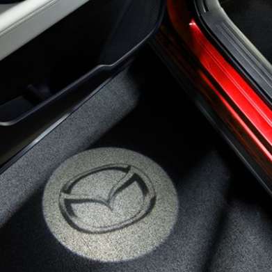 Проекция логотипа в двери оригинал C850-V7-540 для Mazda CX-5 2017-2023
