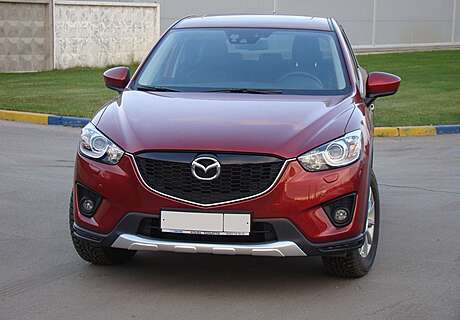 Накладка на передний бампер крашенная MV-Tuning для Mazda CX-5 2011-2016