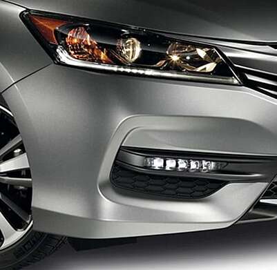 Противотуманные фары диодные оригинал 08V31-T2A-XXX для Honda Accord Sedan 2013-2017