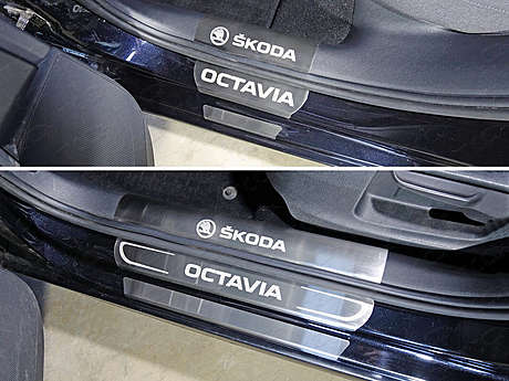 Накладки на пластиковые пороги (лист шлифованный надпись Skoda) код SKOOCT15-03 для SKODA OCTAVIA A7 2013-