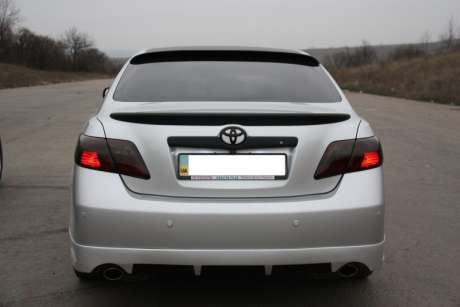 Спойлер на крышку багажника под покраску Lip Style для Toyota Camry V40 2006-2011