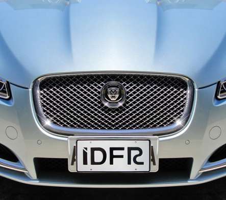 Решетка радиатора хромированная IDFR 1-JR814-08C для JAGUAR XF 2011-2015