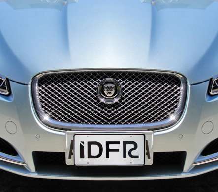 Решетка радиатора хромированная IDFR 1-JR814-08C для JAGUAR XF 2011-2015