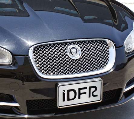 Решетка радиатора хромированная IDFR 1-JR813-03C для JAGUAR XF 2008-2011