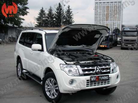 Упор капота Mitsubishi Pajero (4th generation)