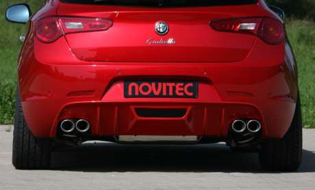 Диффузор заднего бампера под двойной выхлоп Novitec для Alfa Romeo Giulietta 
