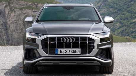 Решетка радиатора SQ8 для Audi Q8 4M (оригинал, Германия)