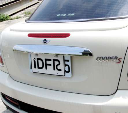 Накладки над номером крышки багажника хромированная IDFR 1-MI403-10C для Mini Cooper R58 2012-2014