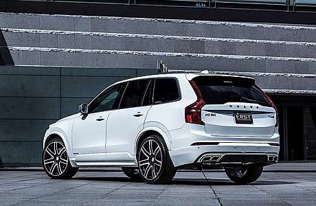 Накладки на задний бампер с насадками ERST для Volvo XC90 2015+ (оригинал, Япония)