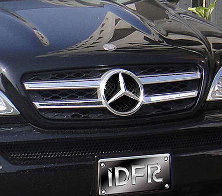 Решетка радиатора хромированная IDFR 1-MB400-10CS для Mercedes-Benz W163 ML-Class 1998-2005