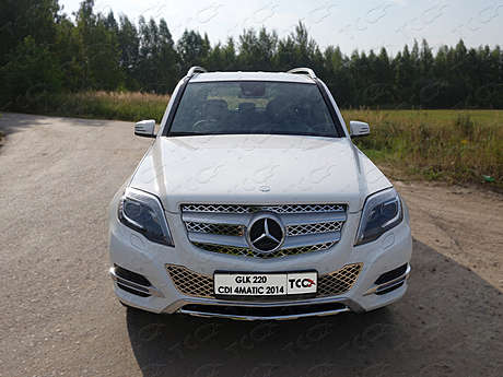 Решетка радиатора нижняя (лист) MERGLK220D14-01 для Mercedes-Benz GLK 220 CDI 4MATIC 2012-2015