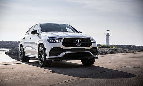 Накладка переднего бампера карбоновая Larte Design Winner для Mercedes-Benz GLE Coupe 2020