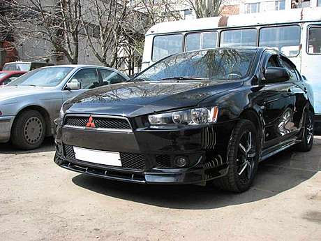 Зубатка вставка между передними клыками MV-Tuning для Mitsubishi Lancer X 2007-2010