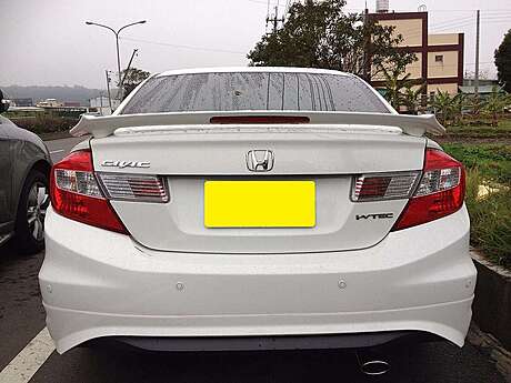 Спойлер на крышку багажника под покраску для Honda Civic Sedan 2012-2015